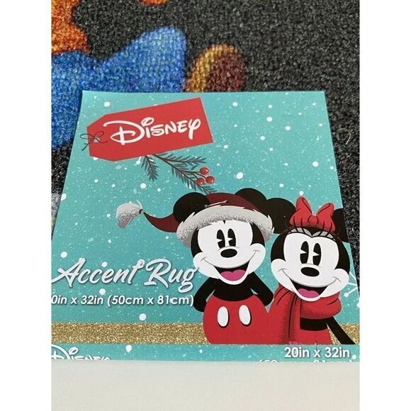 Disney Christmas Mickey Minnie Pluto Goofy Donald Winter Magic Accent Rug 20x32” - Picture 5 of 7